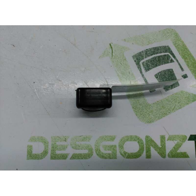 Recambio de mando elevalunas delantero derecho para renault 14 gts 14 gts referencia OEM IAM - Gris