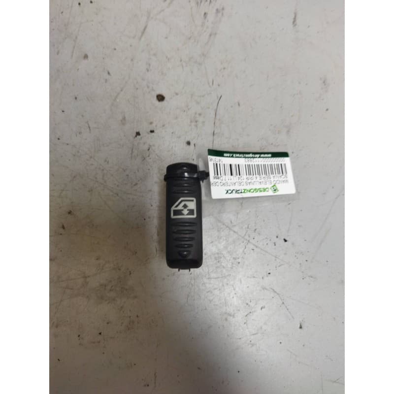 Recambio de mando elevalunas delantero derecho para scania serie 4 (p/r 124 l) 11.7 diesel referencia OEM IAM 1413146 - Blanco