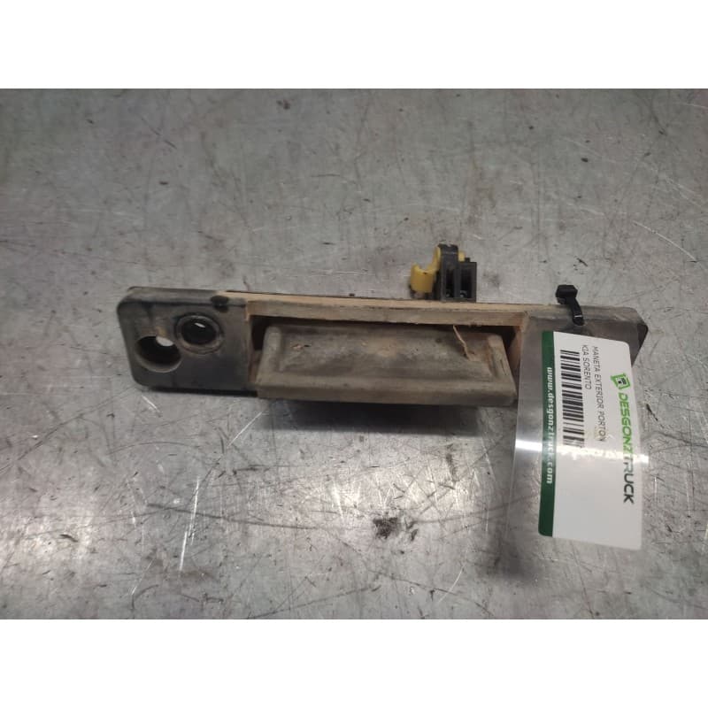 Recambio de maneta exterior porton para kia sorento 2.5 crdi ex referencia OEM IAM