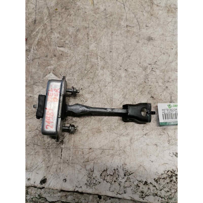 Recambio de retenedor puerta para peugeot 208 style referencia OEM IAM DELANTERA DERECHA