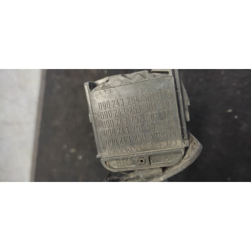 Recambio de mando limpia para opel kadett e 1.6 referencia OEM IAM 090243395