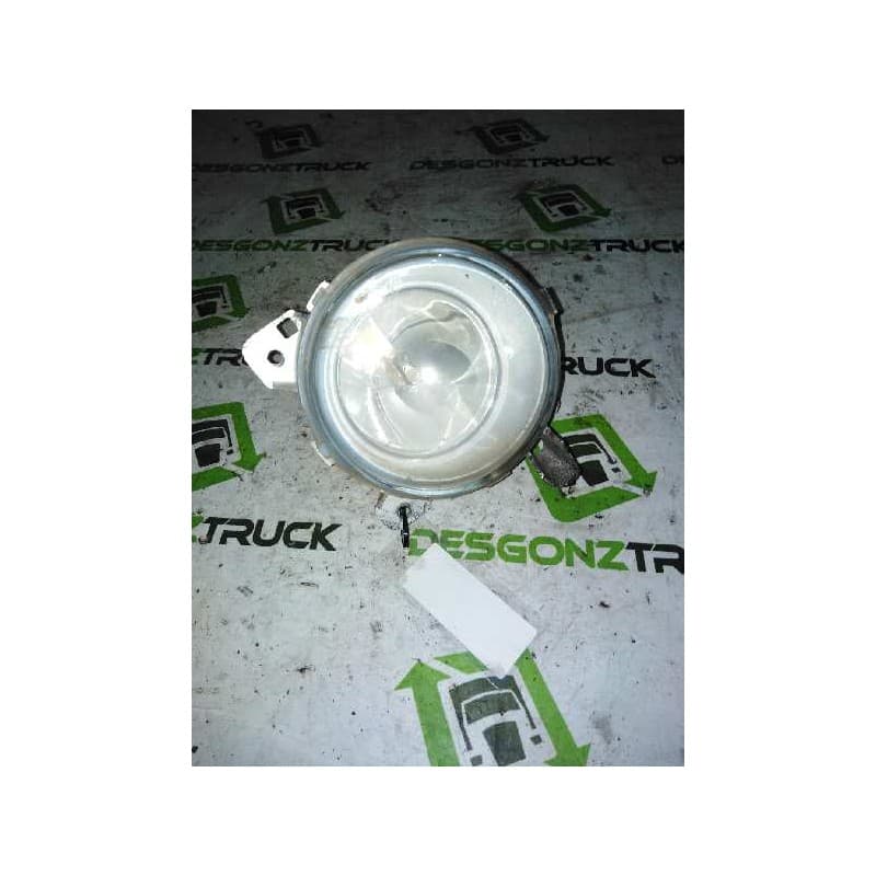 Recambio de faro antiniebla derecho para scania trucks p, g, r, t series r 480 (480cv) referencia OEM IAM FARO LARGO ALCANCE - Blanco