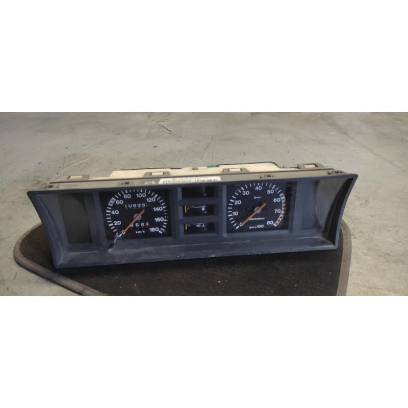 Recambio de cuadro instrumentos para seat malaga gl referencia OEM IAM
