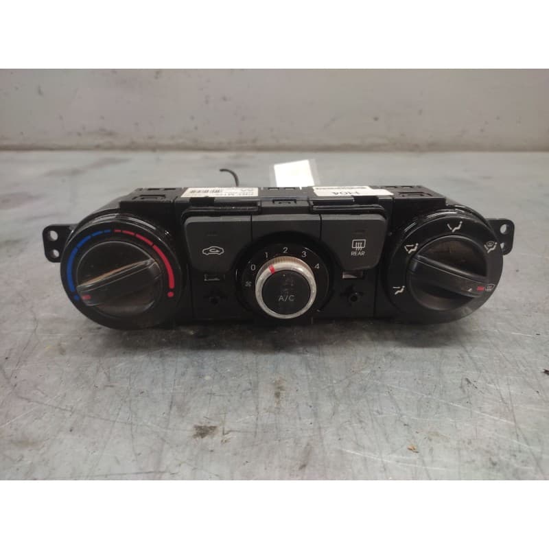 Recambio de mando calefaccion / aire acondicionado para hyundai i20 i (pb, pbt) 1.6 crdi referencia OEM IAM 972504P540