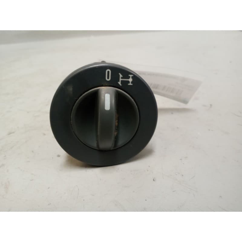 Recambio de interruptor para man tg-m 15.280 6.9 diesel referencia OEM IAM 81255250067 - Blanco
