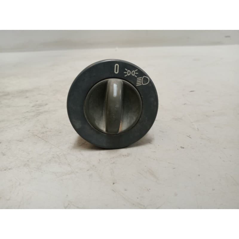 Recambio de mando luces para man tg-m 15.280 6.9 diesel referencia OEM IAM 81255250193 - Blanco