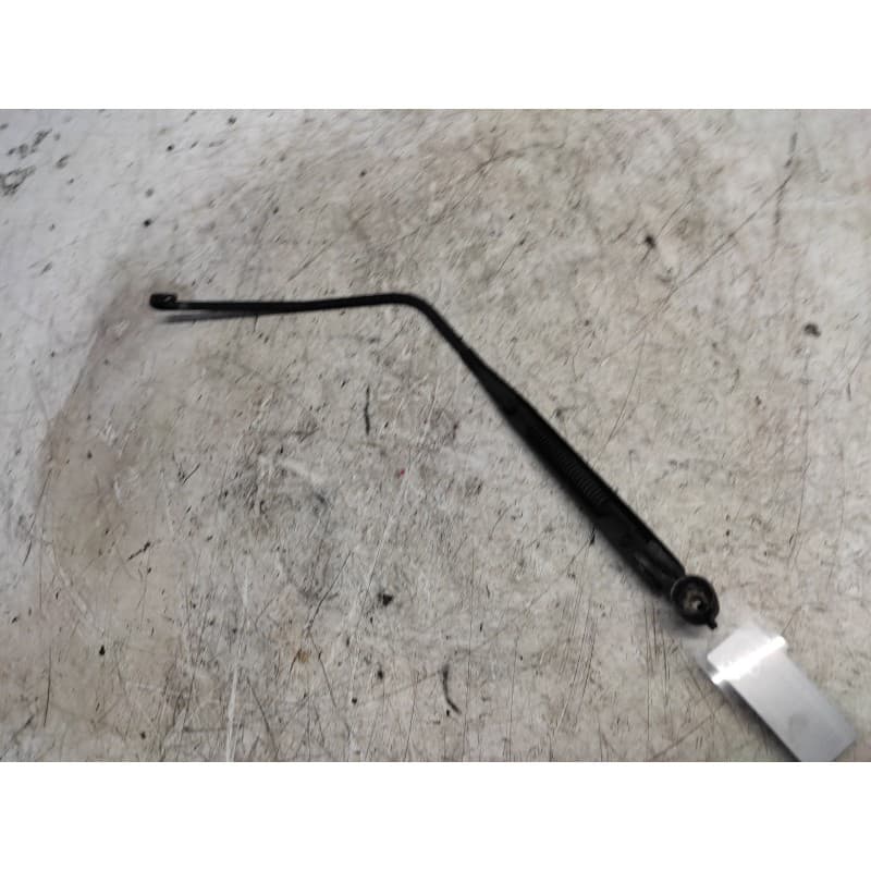 Recambio de brazo limpia trasero para mitsubishi montero (v60/v70) 3.2 di-d boss (3-ptas.) referencia OEM IAM - Gris