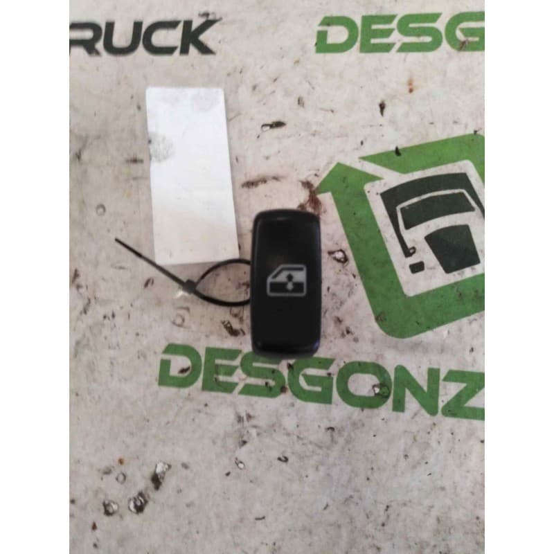Recambio de mando elevalunas delantero izquierdo para scania serie p/g/r (d-clase) fsa p380 (4x2) largo cp 19 b referencia OEM I - Blanco