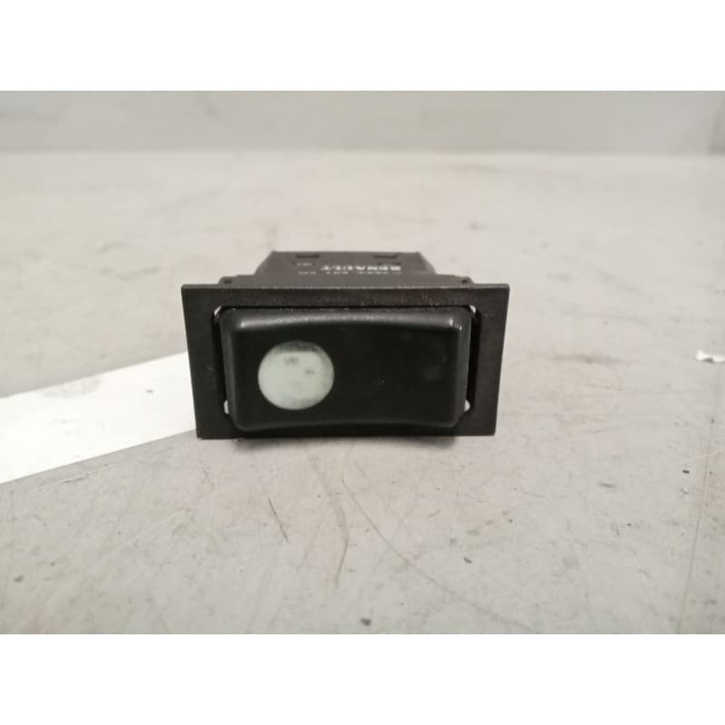 Recambio de mando elevalunas delantero izquierdo para renault magnum ab 2005 12.0 diesel referencia OEM IAM - Blanco