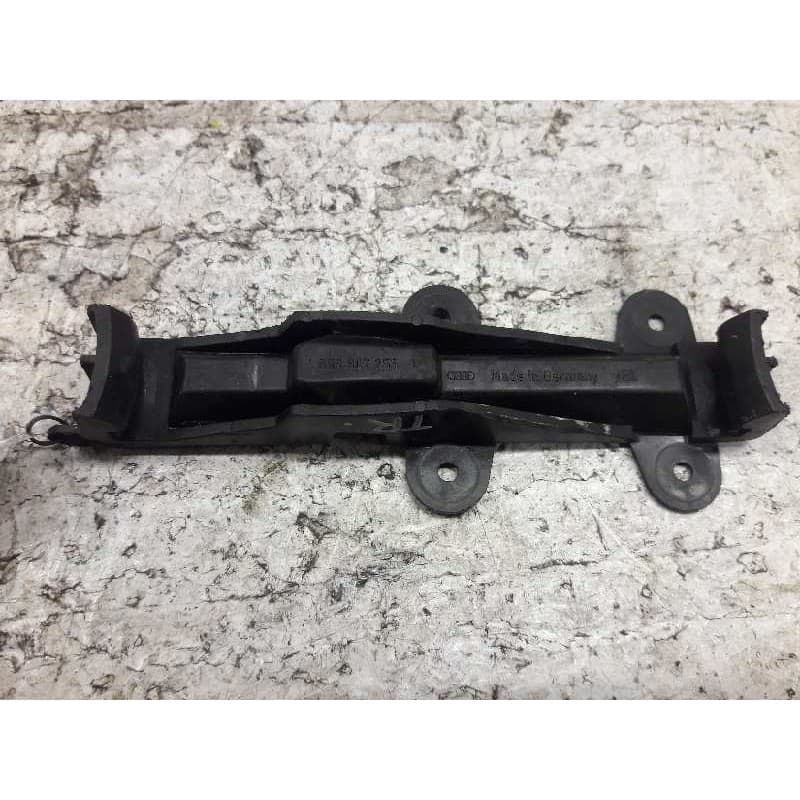 Recambio de soporte para audi 80/90 (893) 90 referencia OEM IAM 893807253 TRASERO