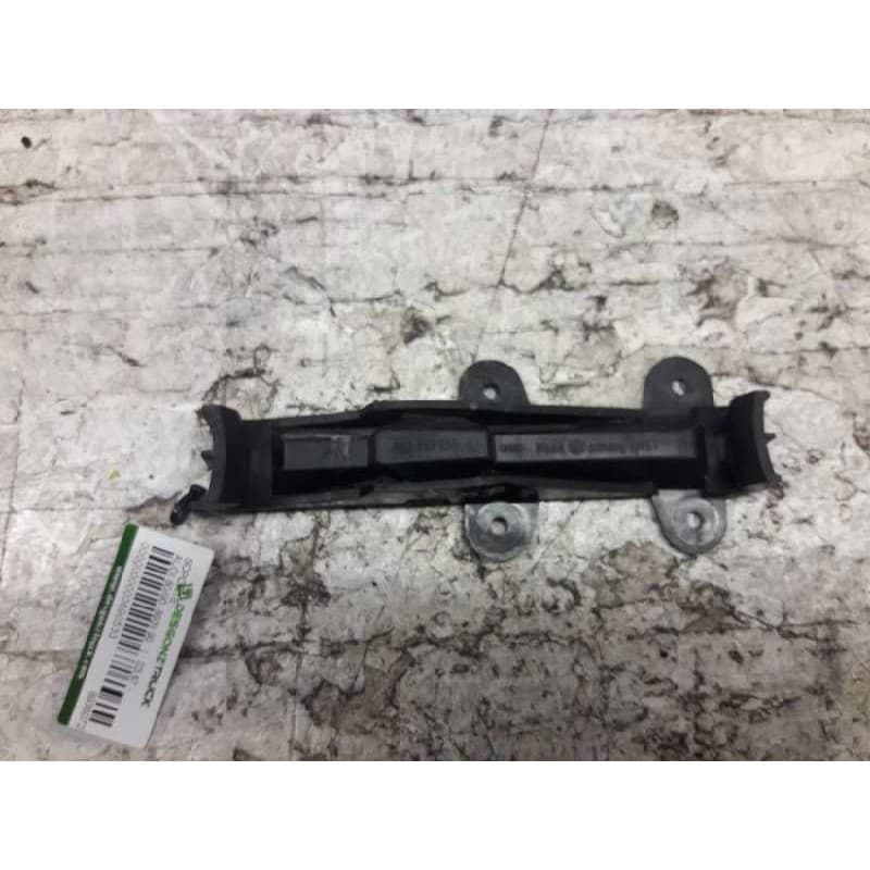Recambio de soporte para audi 80/90 (893) 90 referencia OEM IAM 893807253 DELANTERO