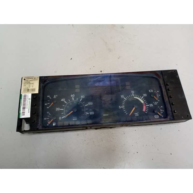 Recambio de cuadro instrumentos para mercedes-benz oc 500 rf-1842 touring referencia OEM IAM A0004468821 - Amarillo