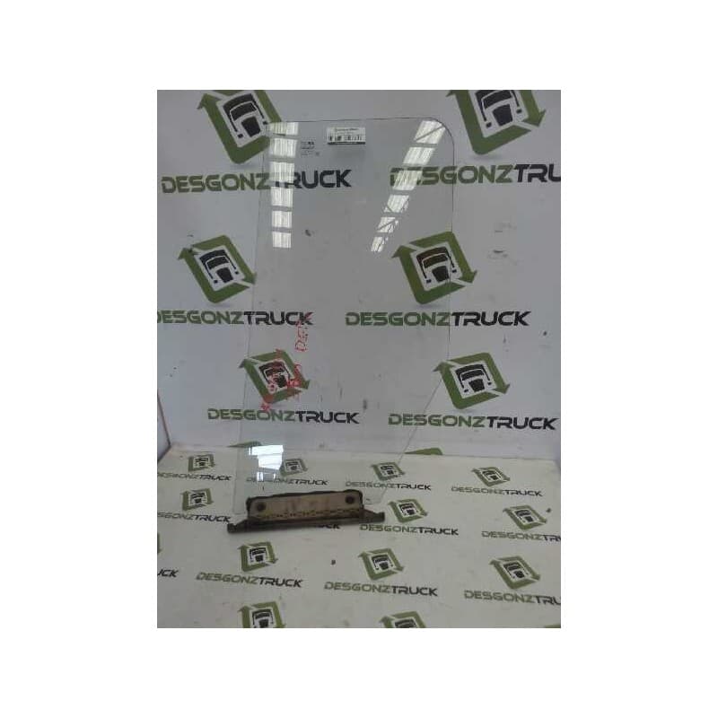 Recambio de luna delantera derecha para renault trucks premium distribution 250.16 (250cv) referencia OEM IAM