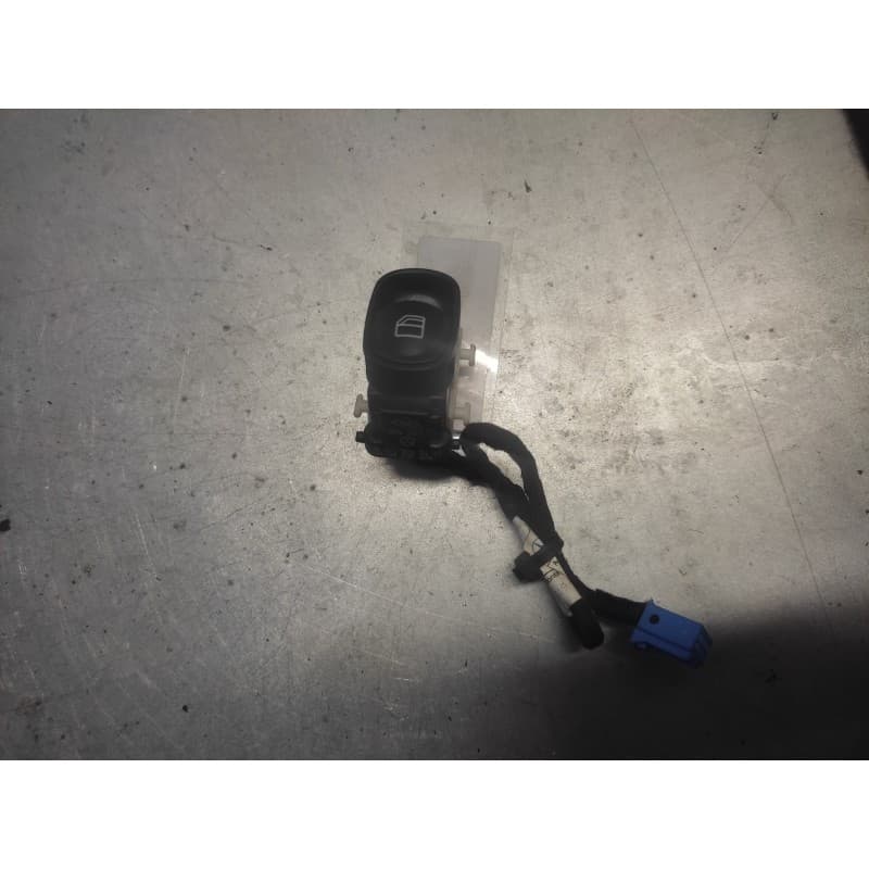 Recambio de mando elevalunas delantero derecho para mercedes-benz clase c (w203) berlina 1.8 cat referencia OEM IAM A2038200210 - Azul
