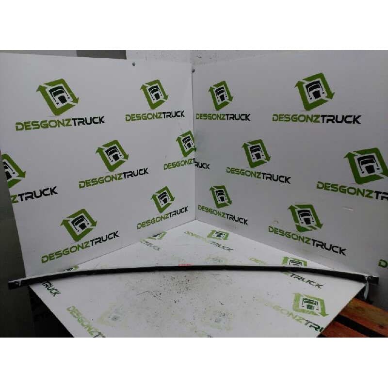 Recambio de molduras delanteras para mercedes-benz vito (w638) caja cerrada 108 cdi (638.094) referencia OEM IAM - Blanco