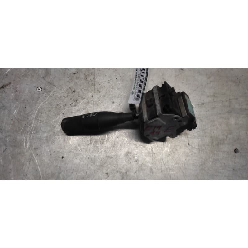 Recambio de mando intermitentes para renault 19 hatchback (b/c53) 1.8 referencia OEM IAM 7700803537
