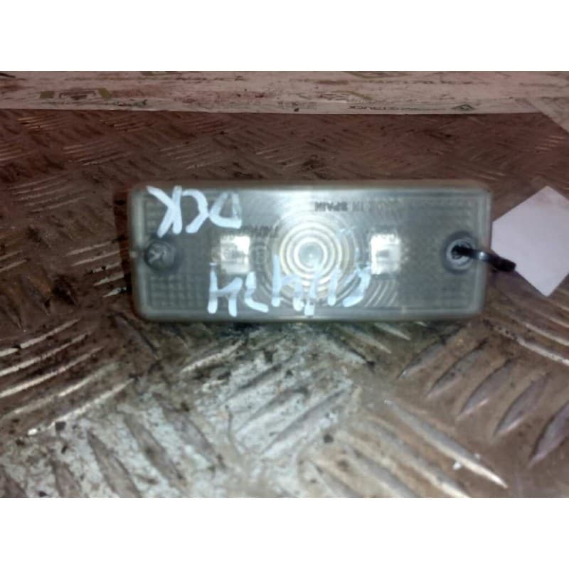 Recambio de piloto luz galibo derecho para daf serie 75.270 ati euro 2 fsafe dis.en.ej. 3800 zgg18 larga distancia referencia OE - Blanco