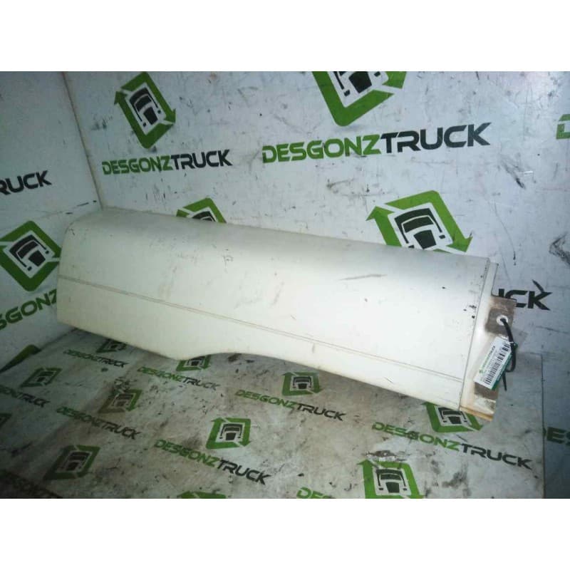 Recambio de moldura trasera cabina para man tg - a 26.350 fg fnlc 6x2 (e2) l referencia OEM IAM 81615100366 derecha - Blanco