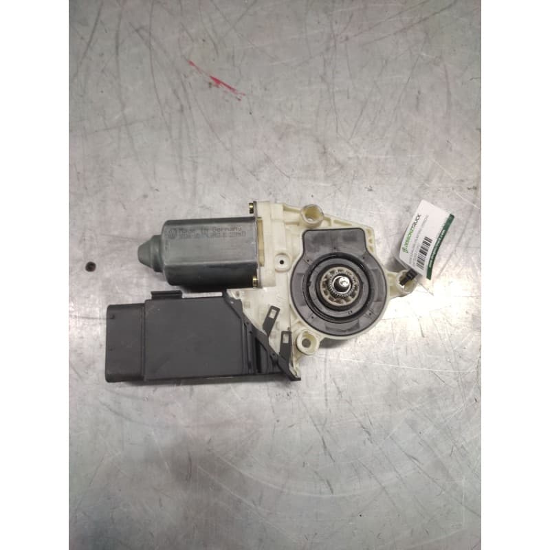 Recambio de motor elevalunas delantero derecho para seat toledo ii (1m2) 1.9 tdi referencia OEM IAM 9776101434203