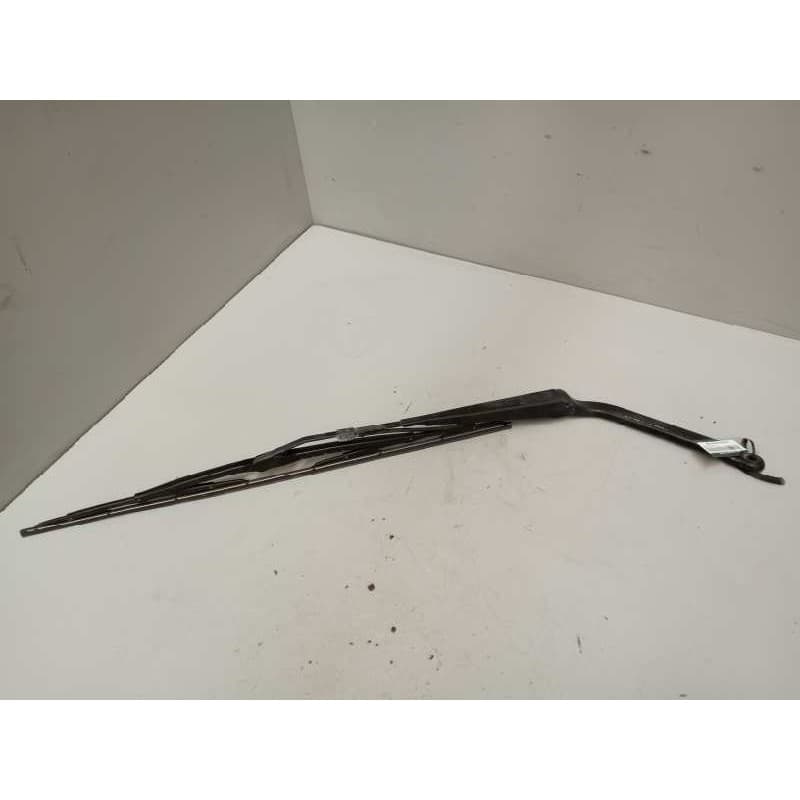Recambio de brazo limpia delantero para man tg - a 26.480 12.8 diesel (d 2876 lf 12) referencia OEM IAM - Blanco
