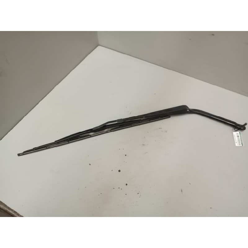 Recambio de brazo limpia delantero para man tg - a 26.480 12.8 diesel (d 2876 lf 12) referencia OEM IAM - Blanco