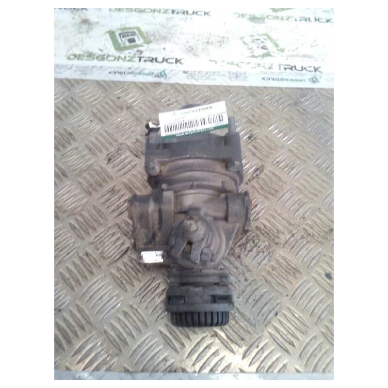 Recambio de valvula aire para mercedes-benz atego 4-cilindros 4x2/bm 970/2/5/6 917 (4x2) om 904 la l (largo) referencia OEM IAM - Blanco