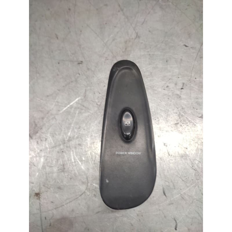 Recambio de mando elevalunas delantero derecho para hyundai coupe (gk) 2.0 fx full referencia OEM IAM 9358027000 - Rojo
