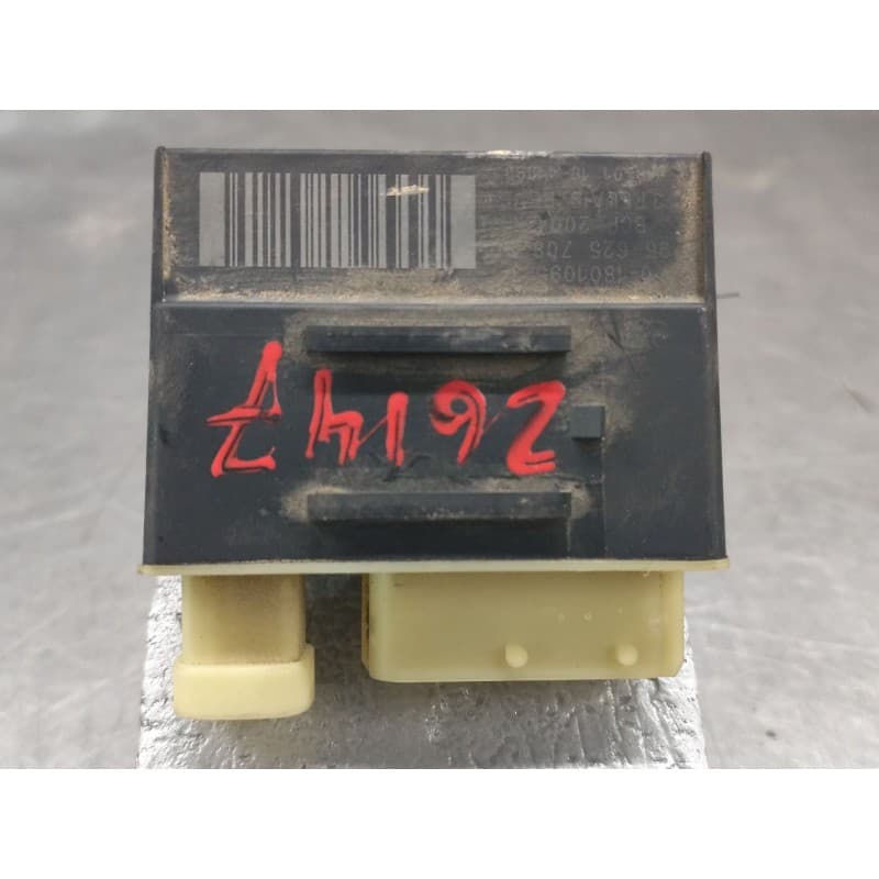 Recambio de caja precalentamiento para peugeot 308 ii (lb_, lp_, lw_, lh_, l3_) 1.5 bluehdi 130 referencia OEM IAM - Rojo