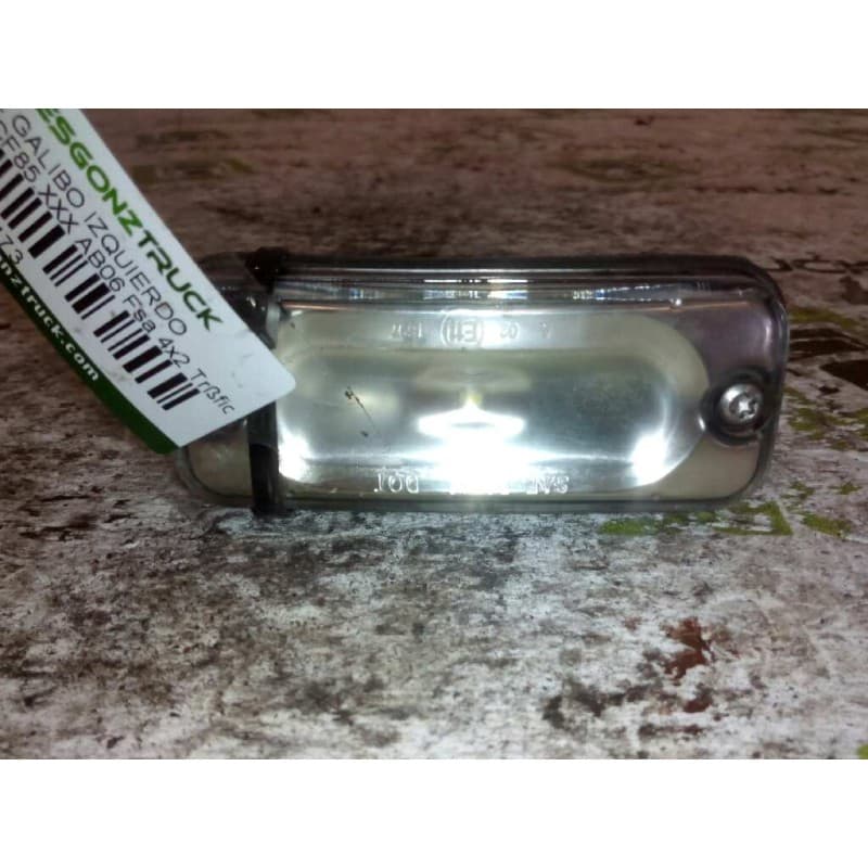 Recambio de piloto luz galibo izquierdo para daf serie cf85.410 ab06 fsa 4x2 tráfico urbano referencia OEM IAM - Blanco