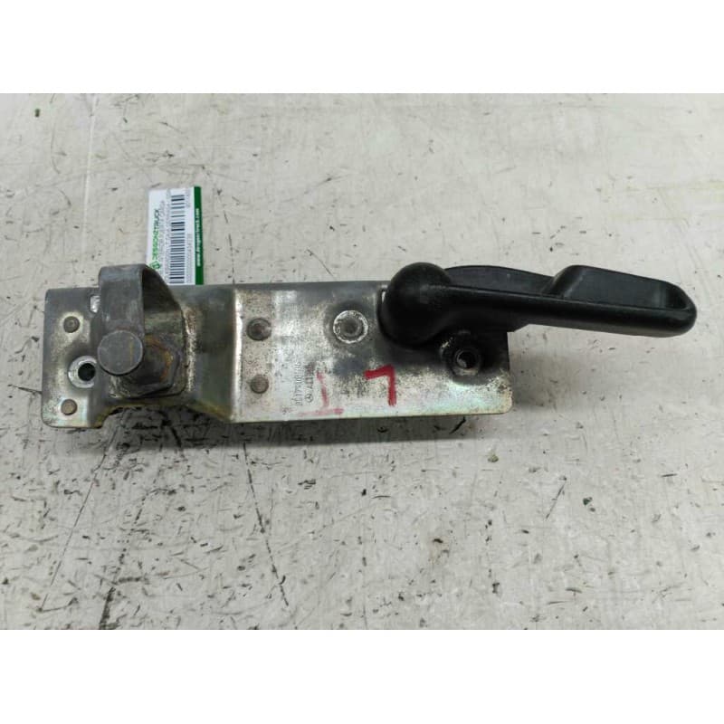 Recambio de maneta interior puerta carga para volkswagen lt caja cerrada / combi lt 28 caja cerrada referencia OEM IAM 901740013