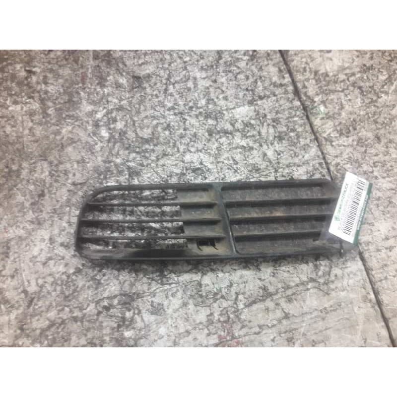 Recambio de rejilla delantera izquierda para volkswagen polo berlina (6n1) air referencia OEM IAM 6N0853665B