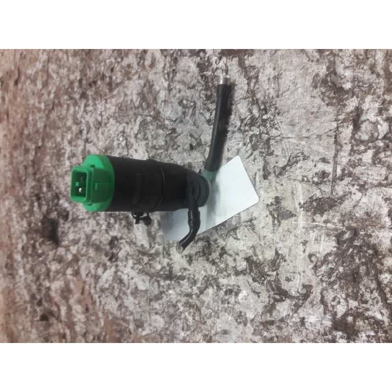 Recambio de bomba limpia para daewoo tacuma se referencia OEM IAM 0590001 2 PINS - Verde