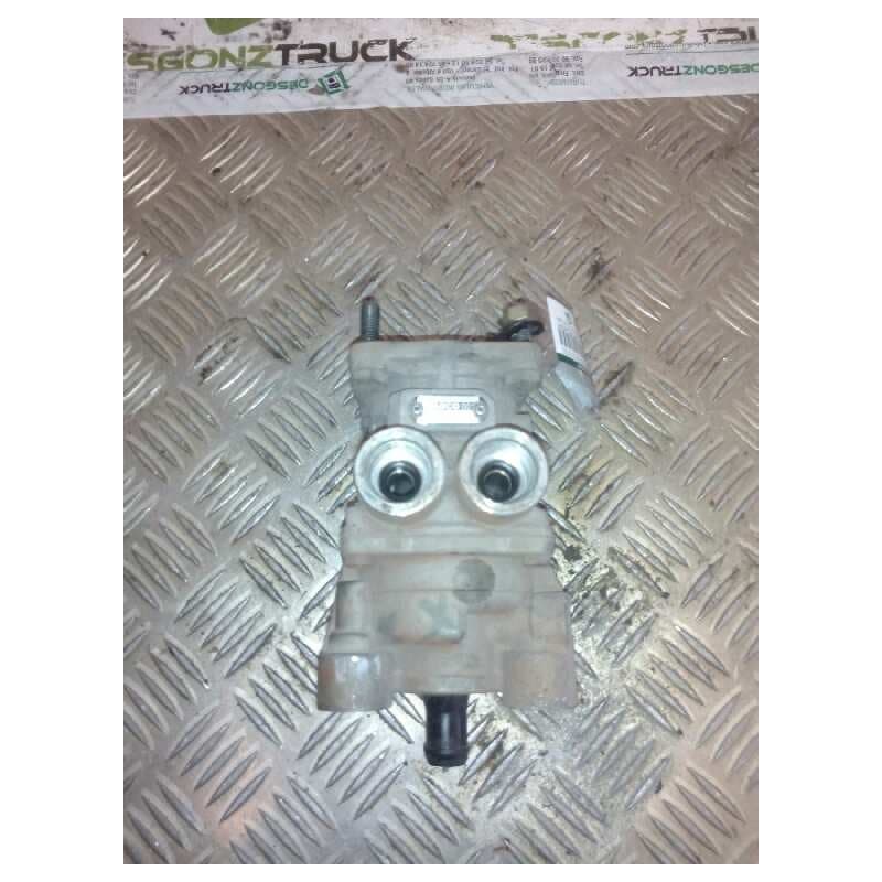 Recambio de valvula aire para mercedes-benz atego 4-cilindros 4x2/bm 970/2/5/6 917 (4x2) om 904 la l (largo) referencia OEM IAM - Blanco
