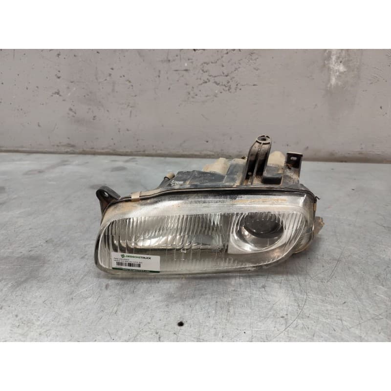 Recambio de faro izquierdo para mazda 323 berlina c/f/s (ba) 1.5 f glx referencia OEM IAM - Blanco