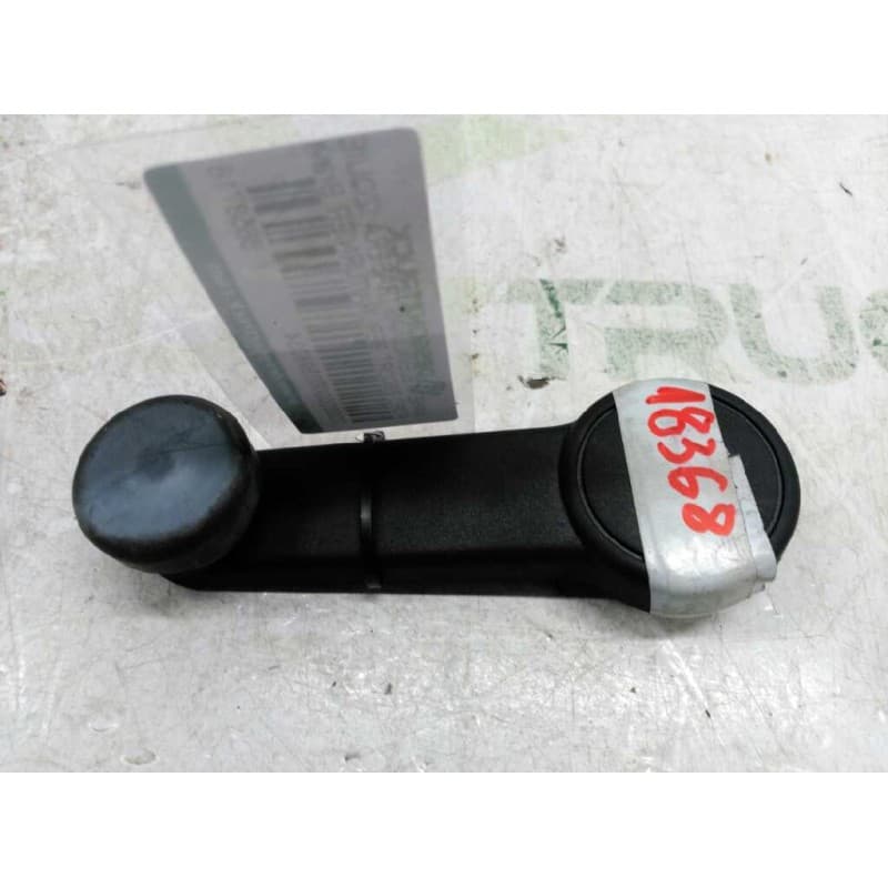 Recambio de maneta elevalunas trasera izquierda para ford escort berlina/turnier bravo lim. referencia OEM IAM 6658718 - Verde