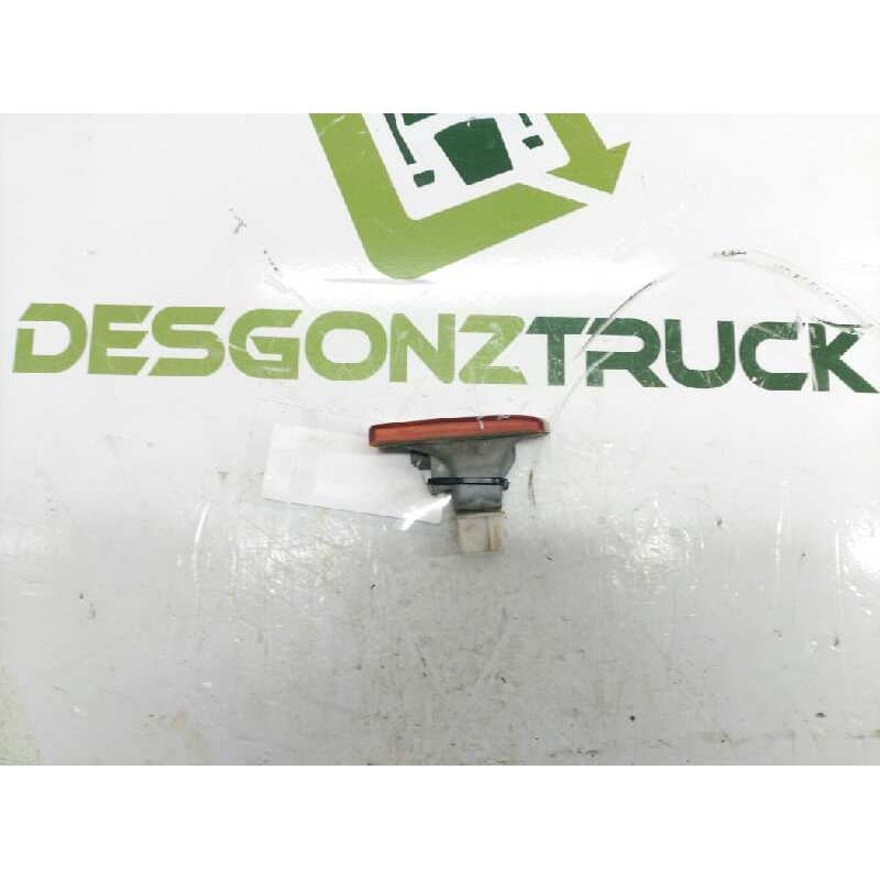 Recambio de piloto lateral derecho para peugeot 406 berlina (s1/s2) sr pack referencia OEM IAM