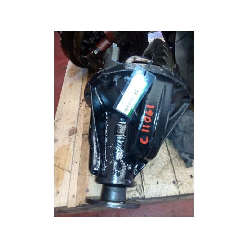 Recambio de grupo para nissan trucks cabstar e 110.35 referencia OEM IAM 37:10 - Blanco