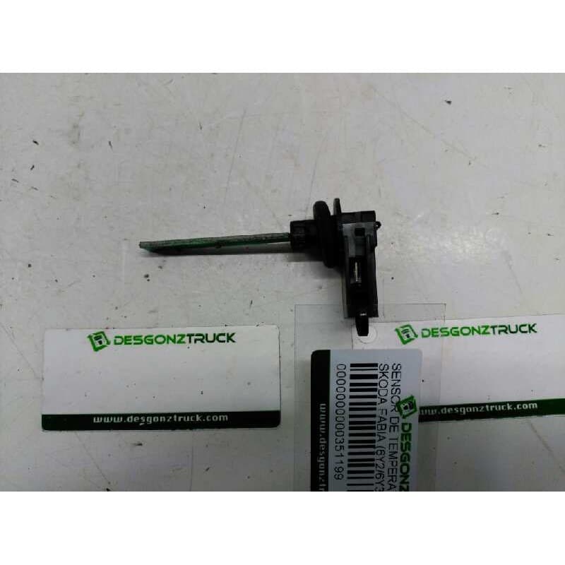 Recambio de sensor de temperatura exterior para skoda fabia (6y2/6y3) classic referencia OEM IAM 4B0820539 - Rojo