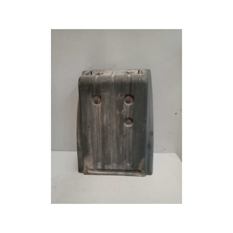 Recambio de guardabarros trasero izquierdo para man tg - a 26.480 12.8 diesel (d 2876 lf 12) referencia OEM IAM 81664106259 3 EJ - Blanco