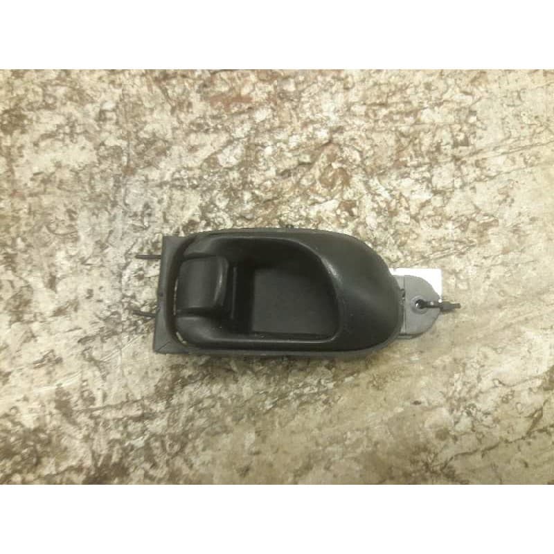 Recambio de maneta interior delantera derecha para daewoo tacuma se referencia OEM IAM 96260947 - Verde