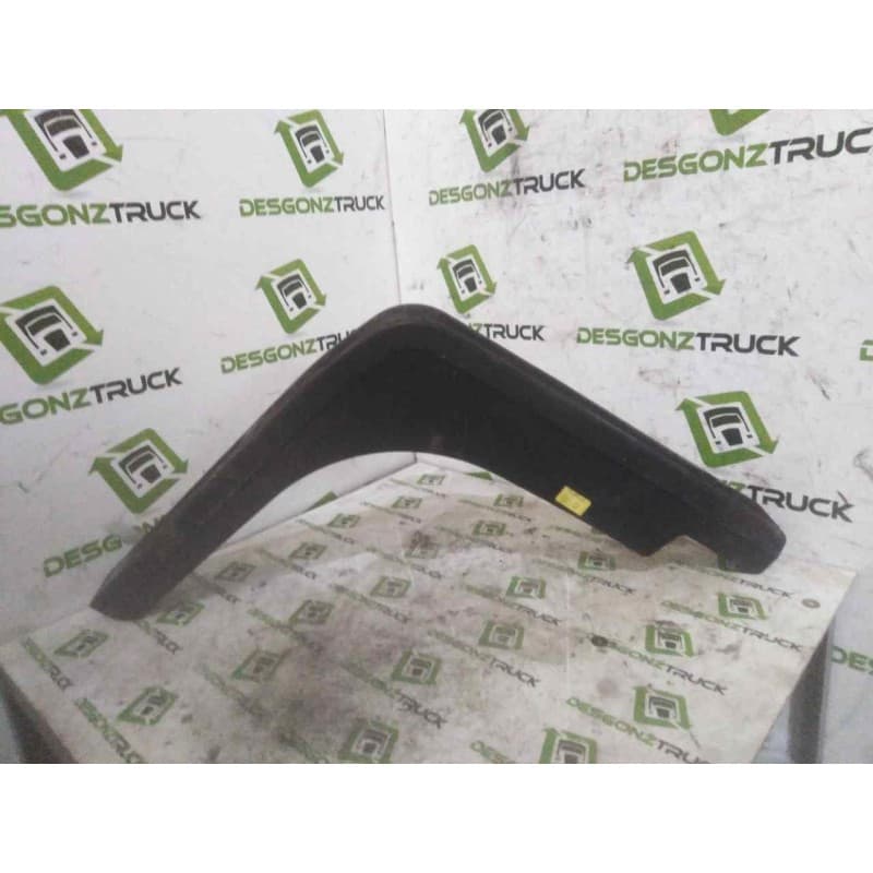 Recambio de peldaño izquierdo para man m 90 12.232 169/170 kw 6.9 diesel referencia OEM IAM - Blanco