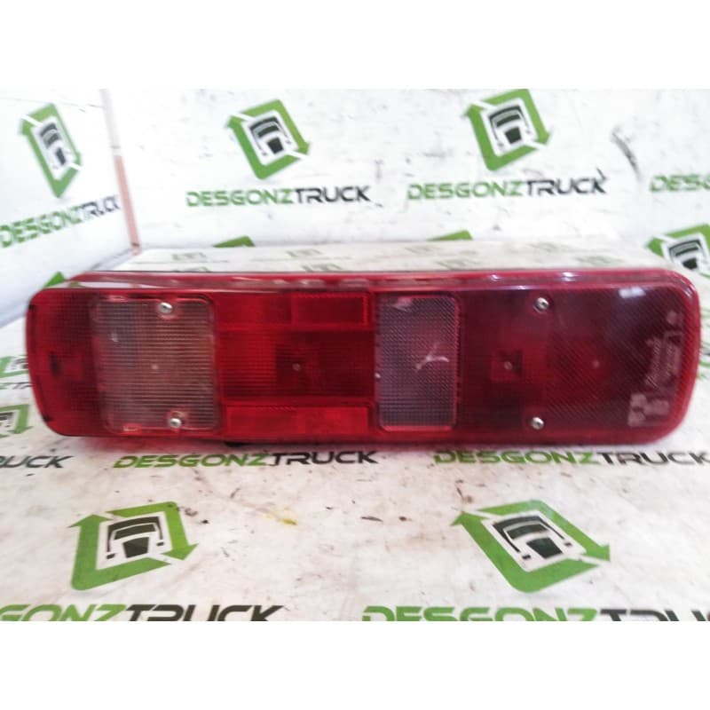 Recambio de piloto trasero derecho para volvo fh 440 fg 4x2 low largo (lh1 o l2h1) referencia OEM IAM 21761261 PILOTO UNIVERSAL