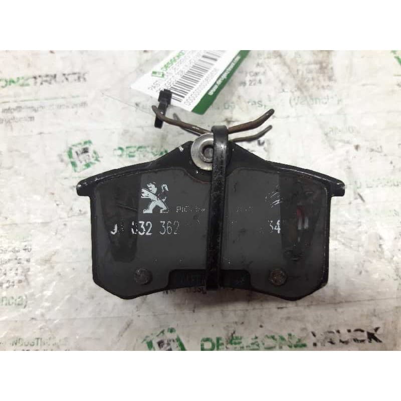 Recambio de pastillas de freno traseras para peugeot 308 1.6 hdi fap cat (9hz / dv6ted4) referencia OEM IAM