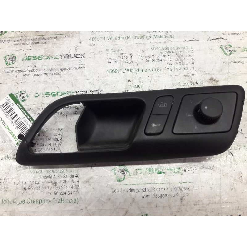 Recambio de botonera para volkswagen polo (9n1) conceptline referencia OEM IAM 6Q1837247 CIERRE CENTRALIZADO BOTON REGULACION RE - Gris