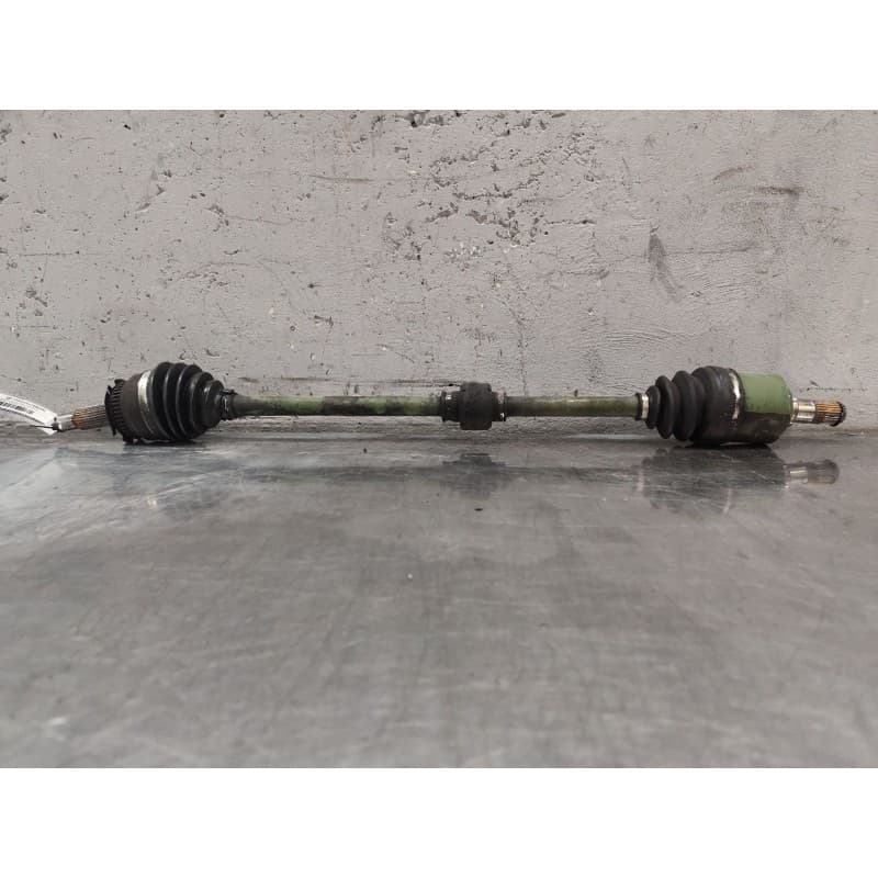 Recambio de transmision delantera izquierda para kia cerato i hatchback (ld) 2.0 crdi referencia OEM IAM