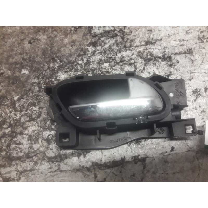 Recambio de maneta interior trasera derecha para peugeot 407 st sport referencia OEM IAM 96526177VD - Blanco