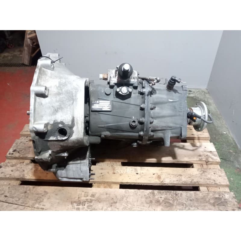 Recambio de caja cambios para iveco andecar iv 3 referencia OEM IAM FSO5206H TC295751 8870515 - Blanco