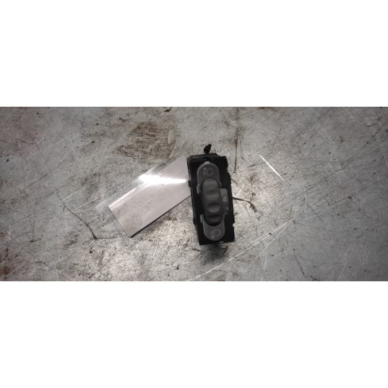 Recambio de mando regulador de faros para renault megane i scenic (ja0) 1.9 dti rn referencia OEM IAM 7700433081