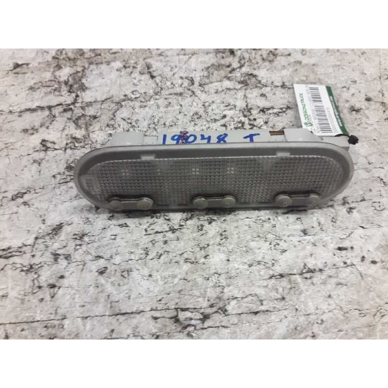 Recambio de luz interior para renault megane ii classic berlina confort authentique referencia OEM IAM TRASERA - Rojo