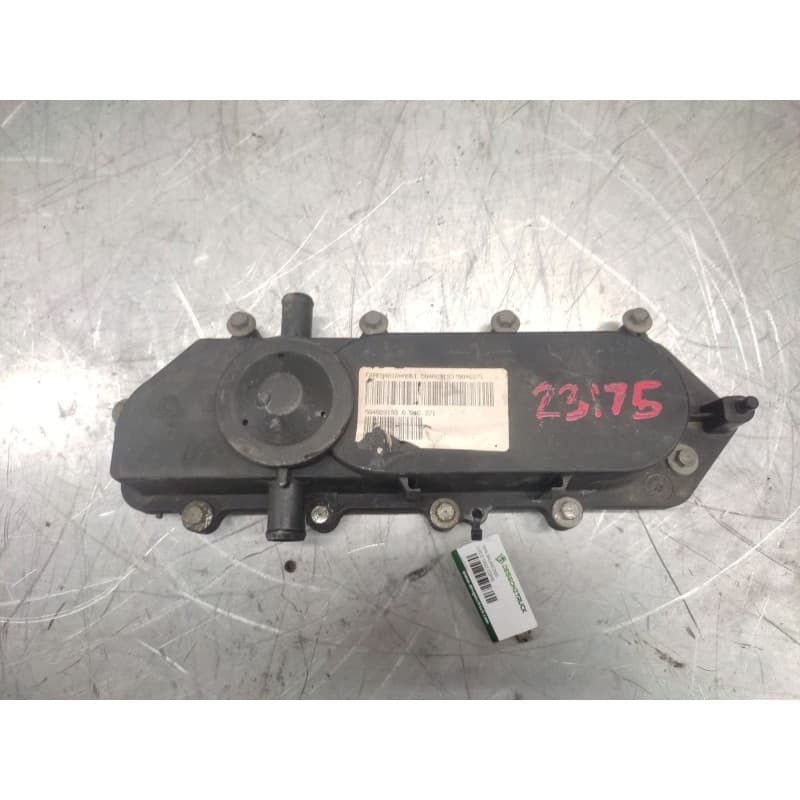 Recambio de tapa balancines para iveco daily combi 2.3 diesel cat referencia OEM IAM